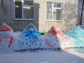 Снежные постройки Снежные постройки.