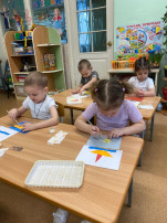 Аппликация "Кораблик" во 2 мл.группе. Аппликация "Кораблик" во 2 мл.группе.