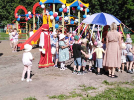 Праздник Двора Праздник Двора.