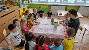 Как мы сажаем лук. Как мы сажаем лук.